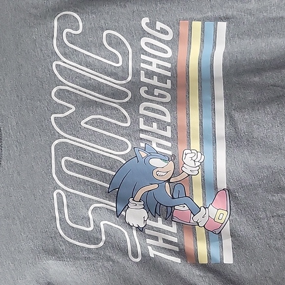 Sonic The Hedgehog Shirt - Old Navy Size Large - Picture 4 of 5